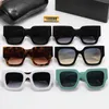 2892 lunettes de soleil pour femmes classique Summer Fashion Style métal et Plank Frame lunettes Qualité Protection UV Lentille avec boîte