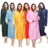 Vêtements de nuit pour femmes Flanelle Femmes Robe chaude 2022 Hiver Kimono Peignoir Robe Corail Polaire Casual Intime Lingerie Épais Vêtements De Nuit