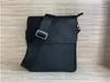 Ontwerper Italiaanse heren schoudertassen man echte lederen aktetassen mannen handtas bolsas messenger tas mannen trouwjurk crossbody tas 02