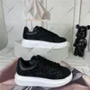 2023 تصميم الرجال النساء حذاء كاجوال فستان حفلة المشي أحذية رياضية Chaussures فام Zapatos De Mujer Scarpes Zapatillas Hombre مع صندوق