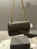 Kvinnor Luxury Plain Real Leather Shoulder Bags Winter Black Tote Diamond Lattice Purse L Size 30 CM TOTES Fashion Lady Envelope Qulited Chain Handbags Crossbody Bag