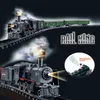 Modellino di auto B / O Railway Set di treni merci classici per passeggeri Locomotiva a vapore ad acqua Playset con simulazione di fumo Giocattoli elettrici 220930