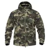 Herenjassen Shark Skin Soft Shell Militaire tactische jas Heren Waterdicht windjack Winter warme jas Camouflage capuchon Camo Legerkleding 220929