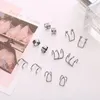 Rug oorbellen 12 stks vrouwen eenvoudige c-vormige clip minimalistische /zwart /zilveren kleur kruis niet-gedeeld oordeuken oordop oorkanonnen sieraden sieraden