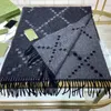 Hommes Femmes Designer Écharpe Cachemire Classique Châle Hiver Chaud Glands Foulards Luxurys Pashmina Laine Anneau Bandeau Lettre G Echarpe Luxe Nice