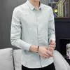 Camisas de vestido masculinas Casual Casual Confortável Men Men como a primavera estampa de penas de manga longa Handsome Lapela Tops Cardigan Floral Fashion