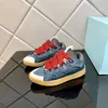 Designer casual skor sneakers plattformsole sko laceup extraordinär sneaker präglad läder trottoarkant kalvskinn gummi nappa män kvinnor skor