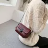 Torby wieczorowe Koreańska skórzana torba dla kobiet łańcuch na ramię Messenger Proste codzienne torebki zakupowe wielokolorowe zamek błyskawiczny Crossbody