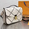 Messenger Handbag Porse Postman Bag Crossbody Counter Countes Classic Lething White Color Poker Design Women Totes Inner Jobicets N2346