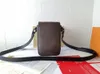 Ünlü tasarımcı çantaları tote s-lock dikey mini çanta lüks kadınlar crossbody cüzdan omuz omuz gündelik el çantası cep telefonu çantası m81522