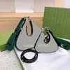 Akşam Omuz Çantaları Tasarımcı Crossbody Tote Çanta Kadın Mens Hobo Çanta Moda Çapraz Vücut Çanta 2 Boyut Çok Renkler