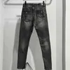 Dżinsowe dżinsy designerskie spodnie Man Fashion marka AM ZATRZYMAŁA PLATK KWIATOWY NARCEWA Uszkodzony Slim Fit Małe stopy Elastyczne męskie 1Ufk