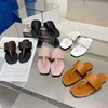 Tasarımcı Sandal Kadınlar Düz Flip Flops Plaj Terlikleri Gerçek Deri Slidessquare Head Yaz Vintage Şeker Renkleri Sandalet