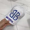 Casquette Ball Caps Beyzbol Kadın Kişilik Katı Pamuk Sokak Kapağı Graffiti Moda Şapkası Lüks Konstrüksiyon Renkleri6884939