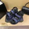 Designer-Damensandalen, hochwertige Damen-Sandalen, Chanel-Kristall, Kalbsleder, Freizeitschuhe, gesteppt, Plattform, Sommer-Strand-Slipper, 35-4, mit Box 568