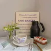 Kore tarzı niş kahve dükkanı basit mavi mektup seramik kupa ve tabak seti fransız retro romantik kahve fincanı süt cuptumbler t220810
