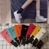 Party Favor Sale Sports Socks Par Long Socks Personlighet Kvinnlig Design Lärarskolestil Mixed Color Wholesale N med taggar