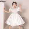 Puffy Short Sleeves Ivory Satin Flower Girl Dresses Jewel Neck Little Girl Kids Occasion Birthday Party Princess Gowns Lace Appliqued Baby Communion Dress CL0816