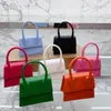2022 Top Designer di lusso da donna casual shopping bag Borse vintage in pelle con una spalla Portafoglio portatile di lusso 7 colori 18 cm