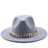 Bérets Fedora Chapeau Épais Chaîne En Or Bande Feutrée Hommes Luxe Jazz Casquette Hiver Automne Dames Fête Panama Large Bord Pour FemmesBérets BéretsBérets