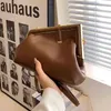 Neue 2022 beliebte Clip-Mund-Schlinge, eine Schultertasche, diagonale Tasche, kontrastfarbene Geldbörsen