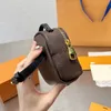 Bolsos de marca famosa, bolso de hombro para mujer, bolsos de mano de diseñador de lujo, cartera clásica con múltiples pochettes