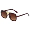 الكلاسيكية المصممة الرجعية النظارات الشمسية الأزياء نظارات الشمس المعدنية UV400 النظارات غير الرسمية للنساء الرجال مع صندوق