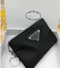 Lüks Tasarımcı Ana Zincir Naylon Tuval Poşet Erkek Kadınlar Mini Cüzdanlar Anahtarlıklar Siyah Zip Cep Çanta Sevgilisi Anahtar Kart Tutucular Keyj Moda Aksesuarları