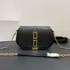 Borsa a tracolla con tracolla a catena Borsa a tracolla ritagliata Borse con patta Decorazione hardware di moda Borsa a tracolla in vera pelle di vacchetta Rimovibile Due cinturini Pochette da donna