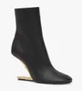 Branca de inverno First Women Boot de tornozelo nu preto preto nappa couro em forma de F em forma de Fotas de metal de cor dourada de cor de ouro