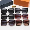 Bai Cheng Luxe designer Zonnebril Mannen Bril Buiten Tinten Big Square Frame Fashion Classic Lady Sun Glazen Mirrors Hoge kwaliteit Eyewear