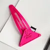 Pince à cheveux Triangle couleur bonbon pour femmes et filles, Barrettes avec lettres, Design spécial, cadeau pour amour, petite amie, haute qualité