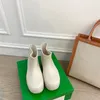 Botines de lluvia para mujer Botas impermeables de diseñador Botas cortas de suela alta y gruesa Zapatos de moda con suela de goma