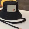 Sombreros de ala ancha Hombre Mujer Cubo Sombrero Diseñador Sol Mujer Correa Gorras ajustables Frente Trasero Desgaste Transpirable Viajar Verano Protección Casquett