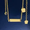 Engelsk brevhänge halsband för män kvinnor designer halsband guldkedjor smycken lyx kvinnor huvud v bröllop hip hop med box287y