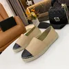 Dam Loafers Klassisk Casual Dress Skor cap toe våren Dam Summer Flat Beach Half Tofflor mode Espadrilles Fisherman Top Quilty sexig canvas dam Sko