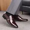 Des hommes habillent des chaussures en cuir italien glissant sur la mode moccasine paillette mâle formel mâle pointu pour 220819