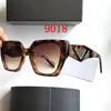 2022 Fashion Design classico Occhiali da sole di lusso per uomo Donna Square Full Frame Occhiali da sole UV400 Eyewear Anti-Ultraviolet Polaroid Lens Con scatola e custodia 9018