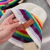 Bai Cheng Rainbow Sticked Hat Designer Beanie Luxury Beanies For Women M￤n varum￤rke mjuka ullhattar h￶gkvalitativ motorhuv