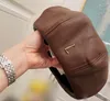 Fashion Berets Designer Hats For Women Leather Beret Eight Pages Together Designers Caps Mens Bonnet Beanies Black