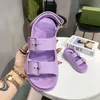 Fashion Classic Ladies Sandals Sandalen Designer Candy Color Jelly Flat Sandalen Rubber platform Hoge hakken Niet-slip Buiten Travel Beach Laarzen Zachte zool Flip-flops