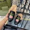 Designer Slippers Women Loafers Mules Autumn Winter Warm Wool Slippers Classic Metal Chain Embroidery Sandals Leather Half Slipper Pattern Slides 35-42
