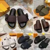 LYX Designer högkvalitativa män Kvinnor Kuddtofflor Sandaler Präglat tryck ner fjäder Krokögla Mule Sommar Platt häl Scuff Slides Flip Flops Beach storlek 35-45