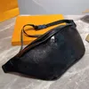 مصمم فاخر Stlye الشهير Bumbag Cross Body Fashion Bag Bell Bull Bum للجنسين حقائب الخصر