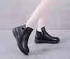 Novo sapato de couro preto Chelsea Boots Sapates Slip-on Round Flat Flat Flaties Shoes Half Boot High Top para mulheres Cavaleiro de salto grosso Cavaleiro