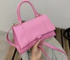 2022 Crossbody Bags أعلى جودة BINK BAL BAG MINI نساء صغيرات مدينة سوداء أسود وردي Hourglass B أكياس رسول للسيدات