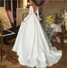 2023 Modest A Line Wedding Dresses Sheer Bateau Nec Lace Appliques Backless v neck Country Style Chic Bridal Gown Custom Made