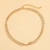 Corrente de metal de ouro simples simples colar de clav￭cula curta para homens Retro Creative Street Charm Colares