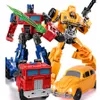 جديد Cool Anime Transformation Towes Robot Car Super Action Action Model 3C بلاستيك أطفال ألعاب الهدايا الأولاد juguetes2367