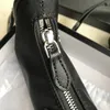 2022 Schwarzer Nylon -Schulter -Messenger -Tasche für Frauen Luxushandtasche Hobo Designer mit Mini -Taschenmarke Weibliche Crossbody -Tasche